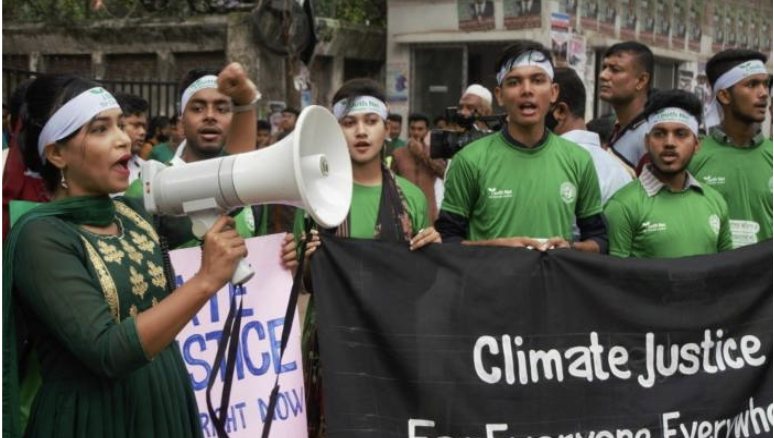Climate justice demonstrators in Bangladesh
